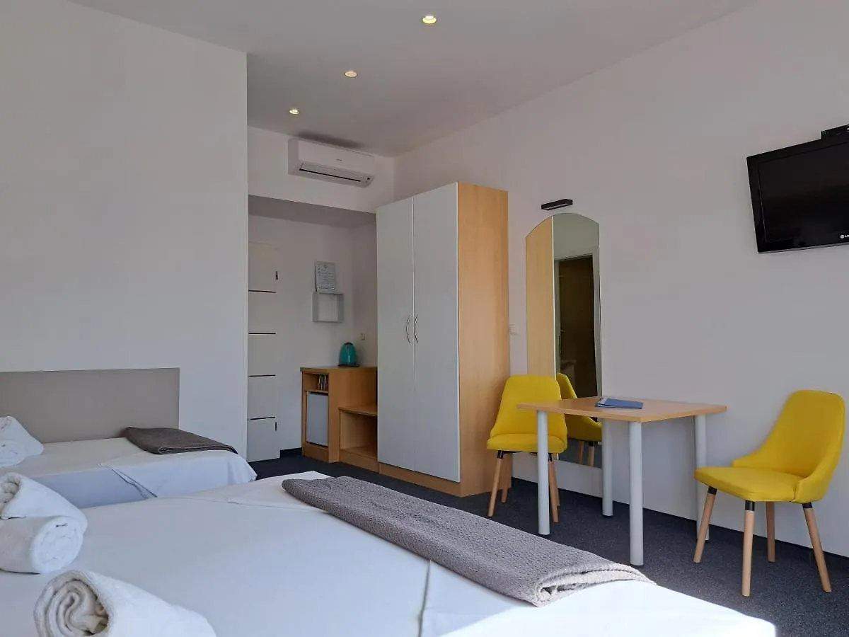 Rooms Zvonimir Stobreč
