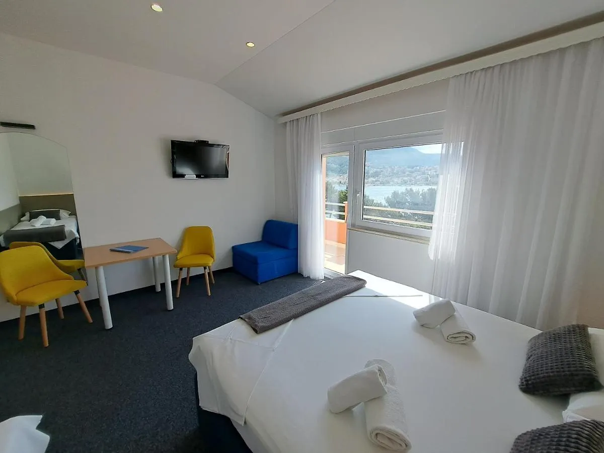 Rooms Zvonimir Stobreč Croatie
